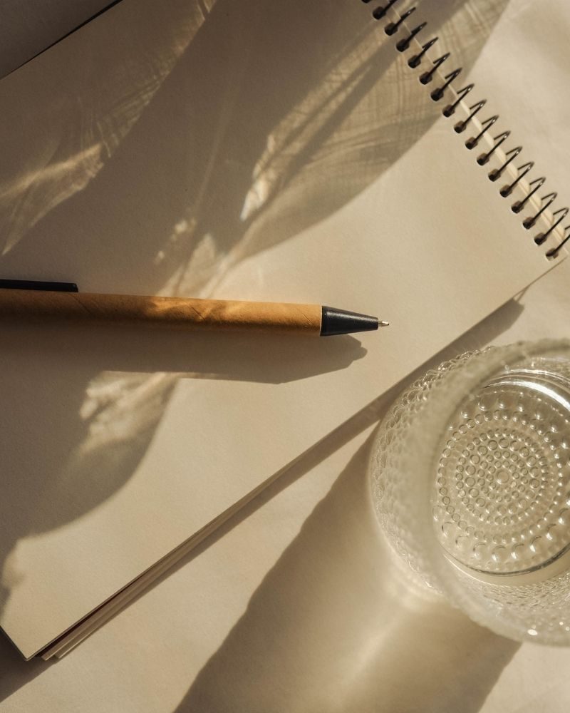 minimal traditionel herre soignering mode instagram opslag